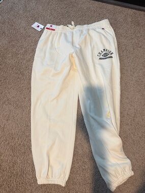 Champion Cream/Off-White Men's Sweatpants